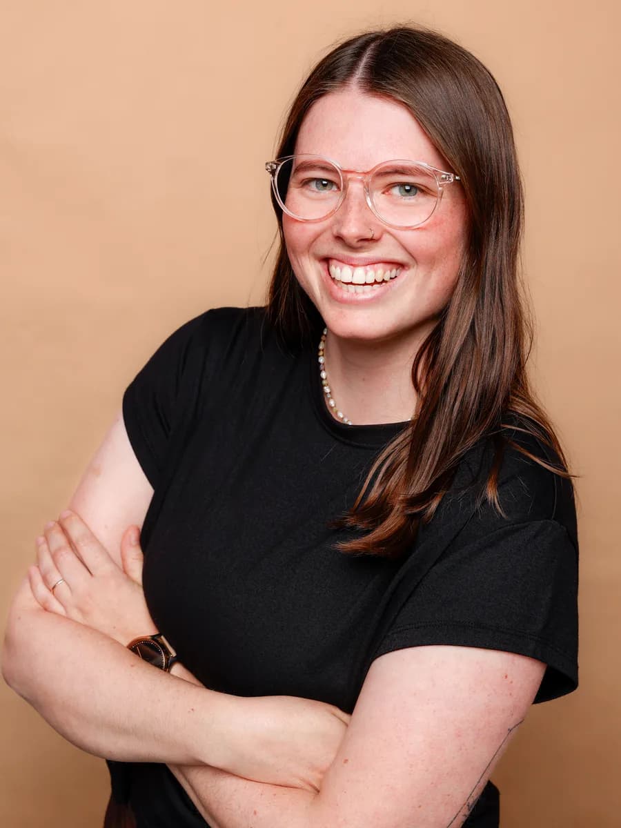 Julia Kallwitz, Ergotherapeutin mit Therapiehund in Gelsenkirchen